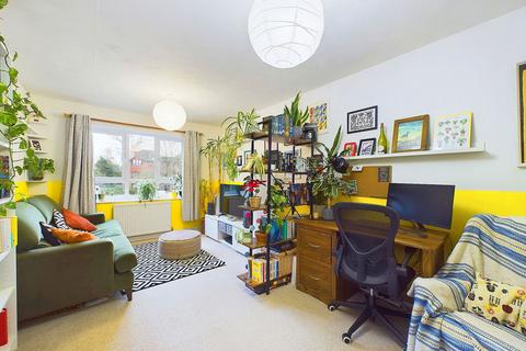 1 bedroom flat for sale, North Parade, Horsham RH12