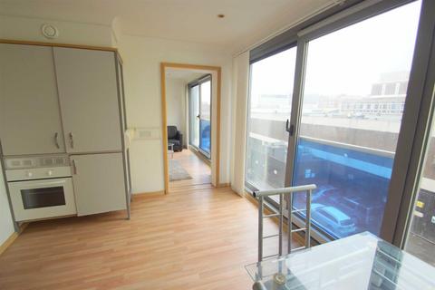 2 bedroom flat to rent, Citispace, Leeds City Centre, Leeds