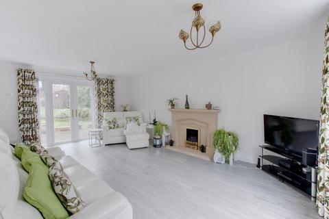 18 Appleton Avenue, Stourbridge, DY8 2JZ
