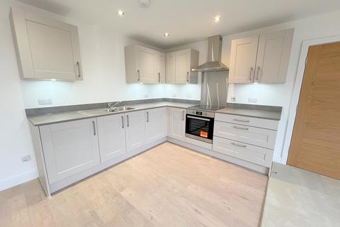 2 bedroom flat for sale, Milton Green, Christchurch Road, New Milton, Hampshire. BH25 6QG