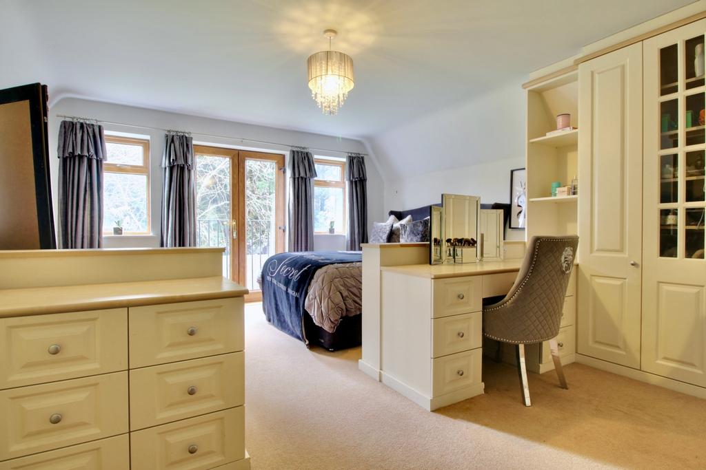 Bedroom 2 - reverse view