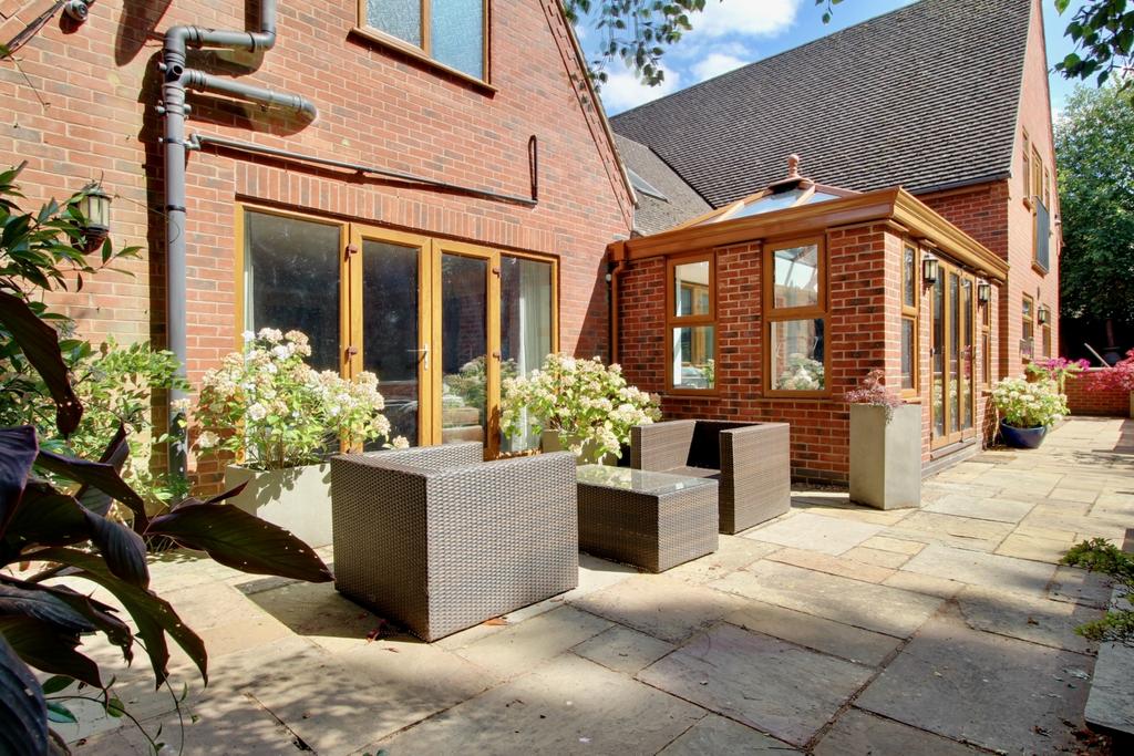 Rear Garden Terrace