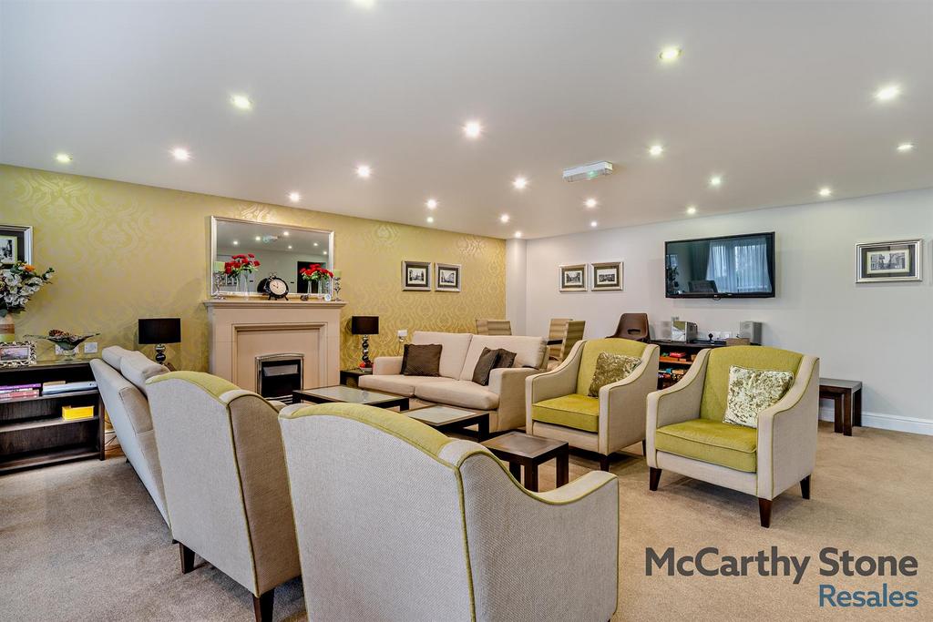 Homeowners Lounge