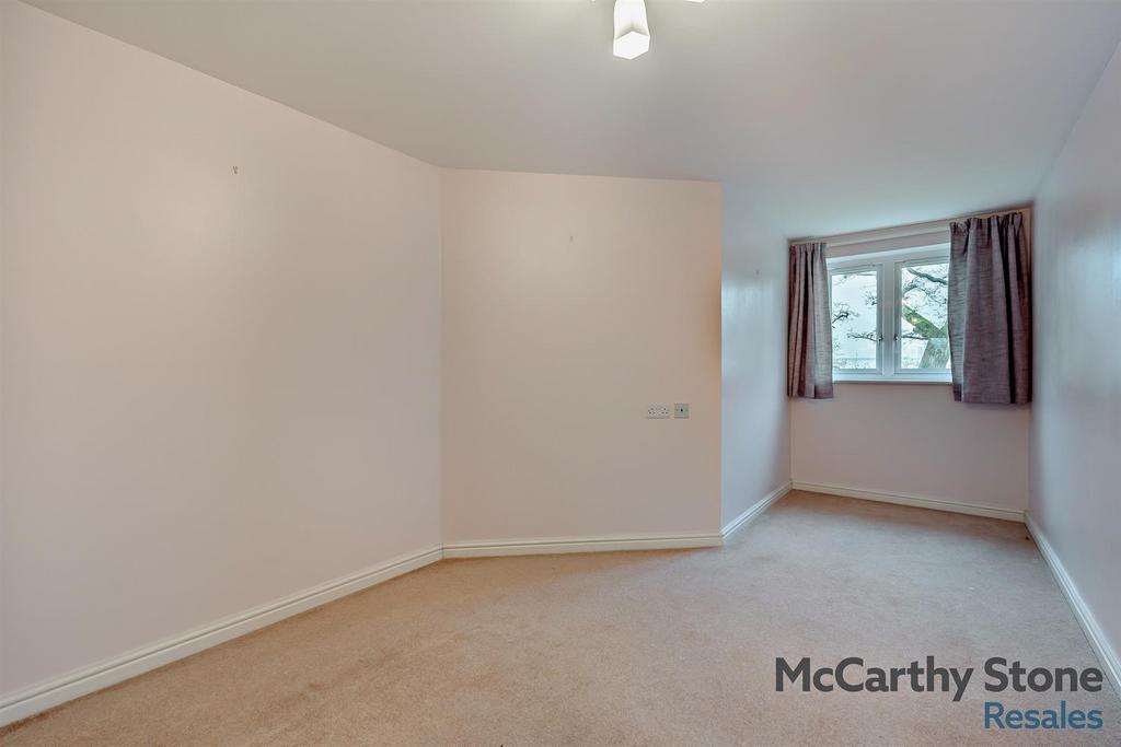 Double Bedroom