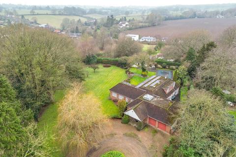 5 bedroom detached house for sale, Little Windmill Hill, Chipperfield, WD4