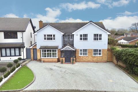 5 bedroom detached house for sale, Willowbank Road, Knowle