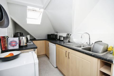 1 bedroom apartment for sale, Westbourne Park Road, Bournemouth, BH4