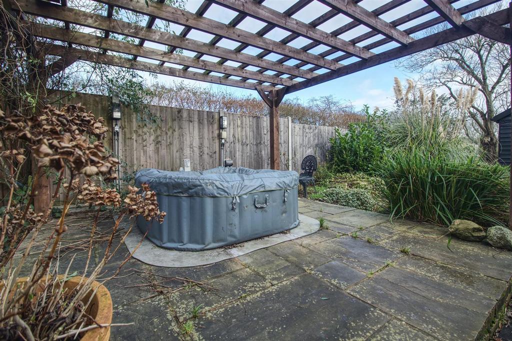Garden 2.jpg