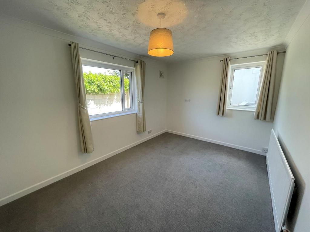 Bedroom 2.jpeg