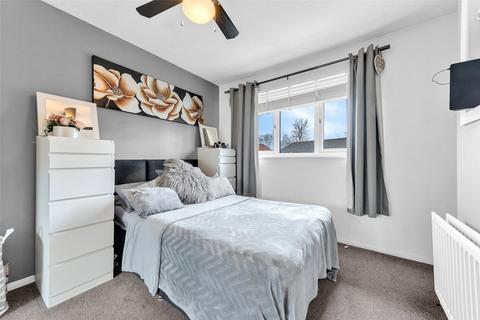 51 Walsham Close, London, SE28 8ND