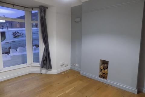 2 bedroom terraced house to rent, Spencer St, Swansea