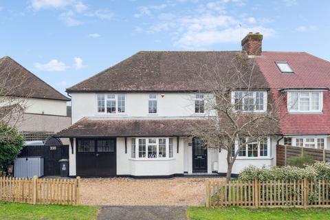 335 Longstone Road, Iver, SL0 0RN