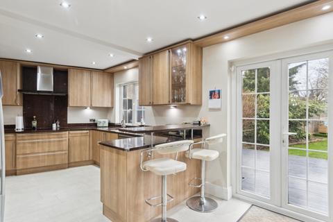 335 Longstone Road, Iver, SL0 0RN
