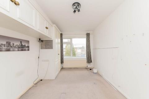 53 Ashdown Drive, Borehamwood, WD6 4NA