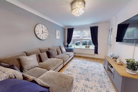 3 bedroom end of terrace house for sale, Monterey Drive, Sandy Lane, Bradford