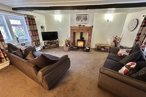 3 bedroom semi-detached house for sale, Hare Park Lane, Liversedge