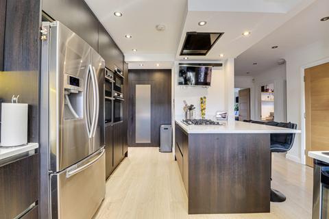undefined, Tile Kiln Lane, Hemel Hempstead, HP3