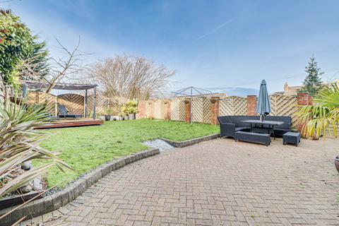 undefined, Tile Kiln Lane, Hemel Hempstead, HP3