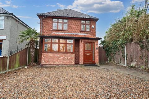 3 bedroom detached house for sale, Gorleston Road, Oulton Broad