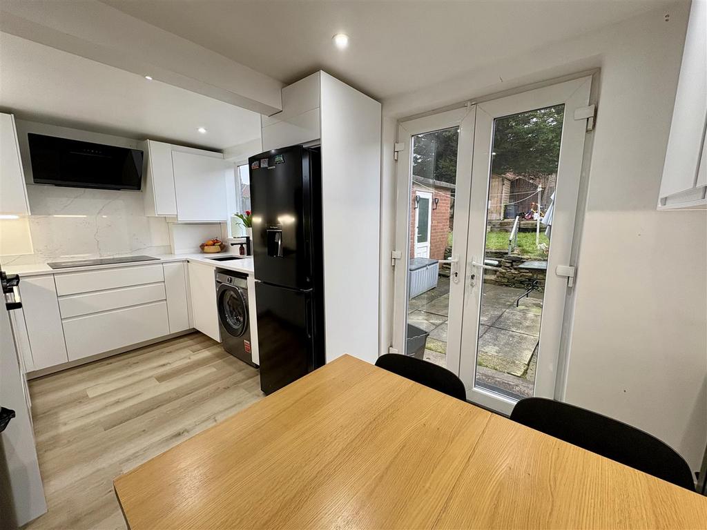 Bramleys Estate Agents - Moorlands Road - Greetlan