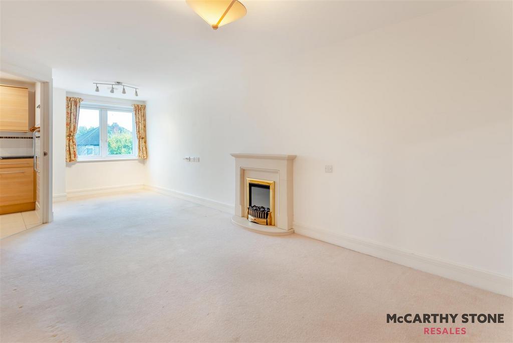 8626572-interior01.jpg