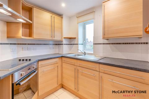 2 bedroom apartment for sale, Abbotsmead Place, Caversham, Reading