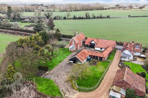 5 bedroom detached house for sale, The Street, Weybread, Diss