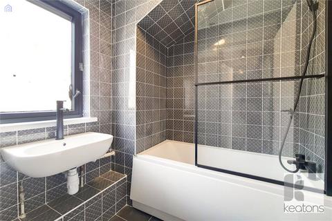 18 Albury Street, London, SE8 3PS