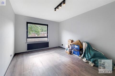 18 Albury Street, London, SE8 3PS