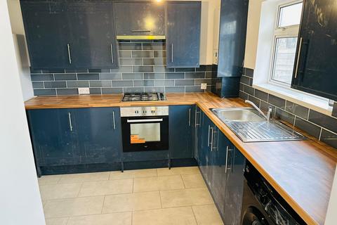 4 bedroom house to rent, Barking IG11