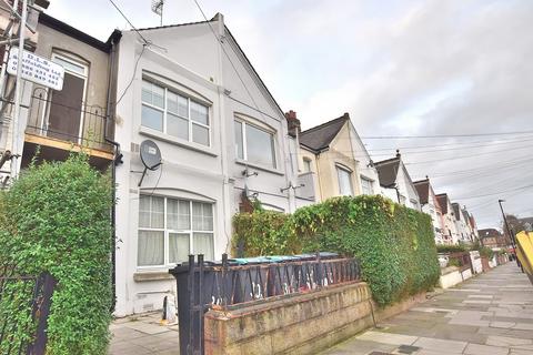 2 bedroom flat for sale, Lascotts Road, London, Greater London. N22