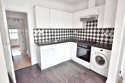 2 bedroom flat for sale, Lascotts Road, London, Greater London. N22