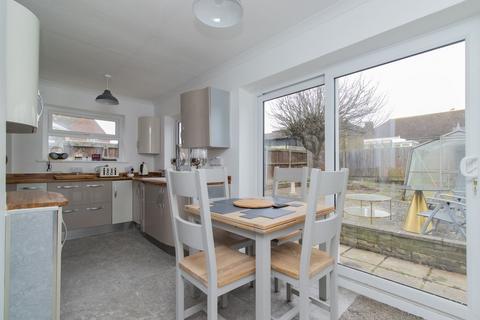 4 bedroom chalet for sale, Douglas Road, Herne Bay, CT6