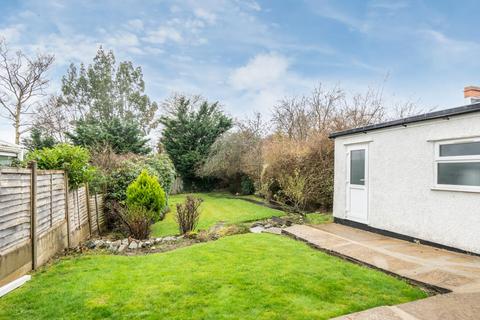 87 Laurel Way, London, N20 8HT