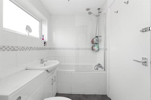 90 Middlefields, Croydon, CR0 9LH