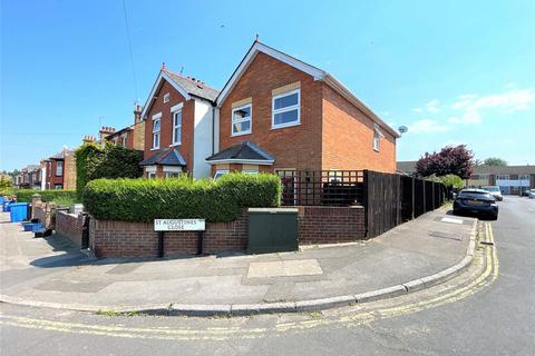 3 bedroom semi-detached house to rent, Holly Road, Aldershot, Hampshire, GU12