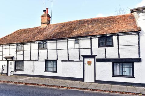 2 bedroom terraced house to rent, Greys Road, Henley On Thames