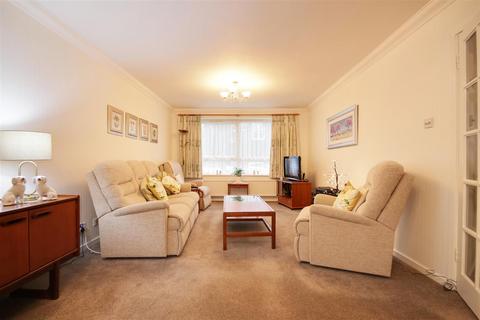 2 bedroom apartment for sale, Austin Court, Village Road, Enfield, EN1