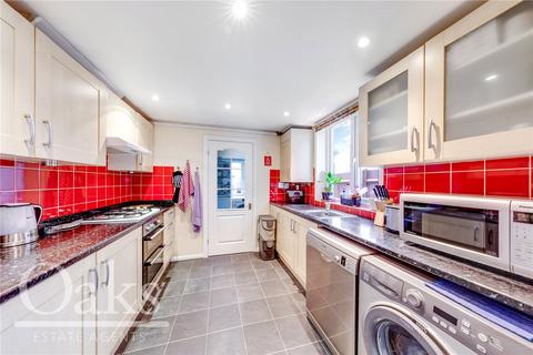 3 bedroom terraced house for sale, Capri Road, Addiscombe