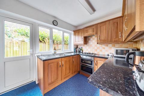 4 Birch Lane, West End, Woking, GU24 9QD