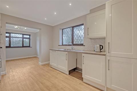 9 Dunmow Gardens, West Horndon, Brentwood, CM13 3NL