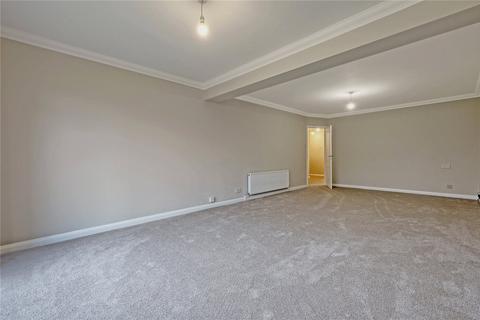 9 Dunmow Gardens, West Horndon, Brentwood, CM13 3NL