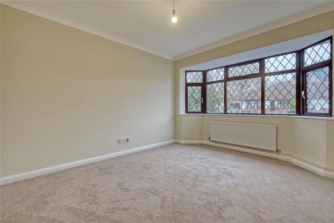 9 Dunmow Gardens, West Horndon, Brentwood, CM13 3NL