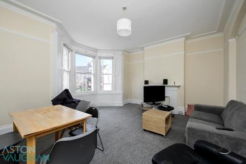 3 bedroom apartment to rent, Ditchling Rise, Brighton BN1