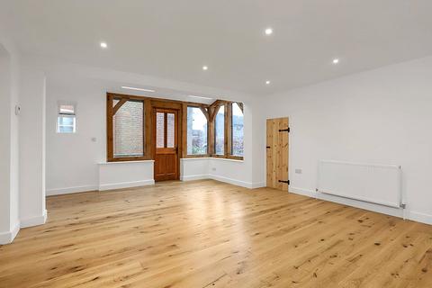 The Old Dairy, 72 Cupernham Lane, Romsey, SO51 7LF
