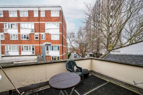 Studio to rent, Hackney Road, Hackney, London, E2