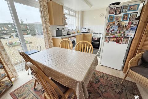 70 Ger Y Gwendraeth, Kidwelly, SA17 4TU