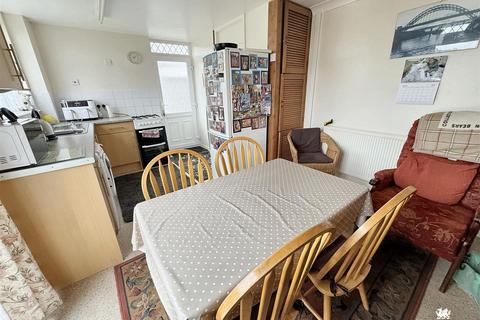 70 Ger Y Gwendraeth, Kidwelly, SA17 4TU