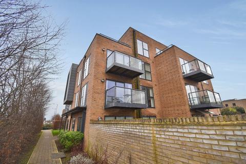 1 bedroom flat for sale, Palmer House, Harvest Road, Trumpington, Cambridge