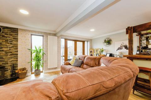3 Birch Tree Way, Horwich, Bolton, BL6 6JQ
